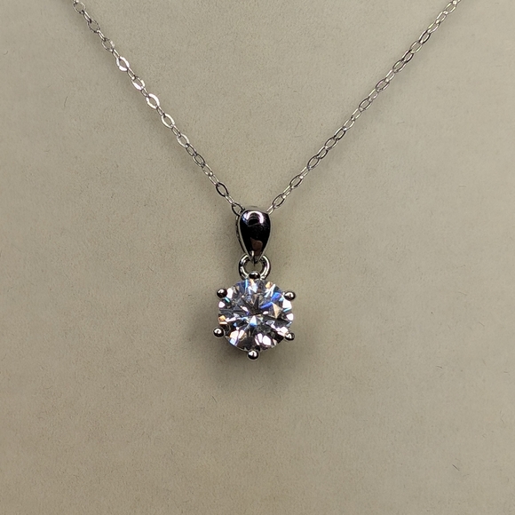 1ct Moissanite Necklace - Picture 6 of 10